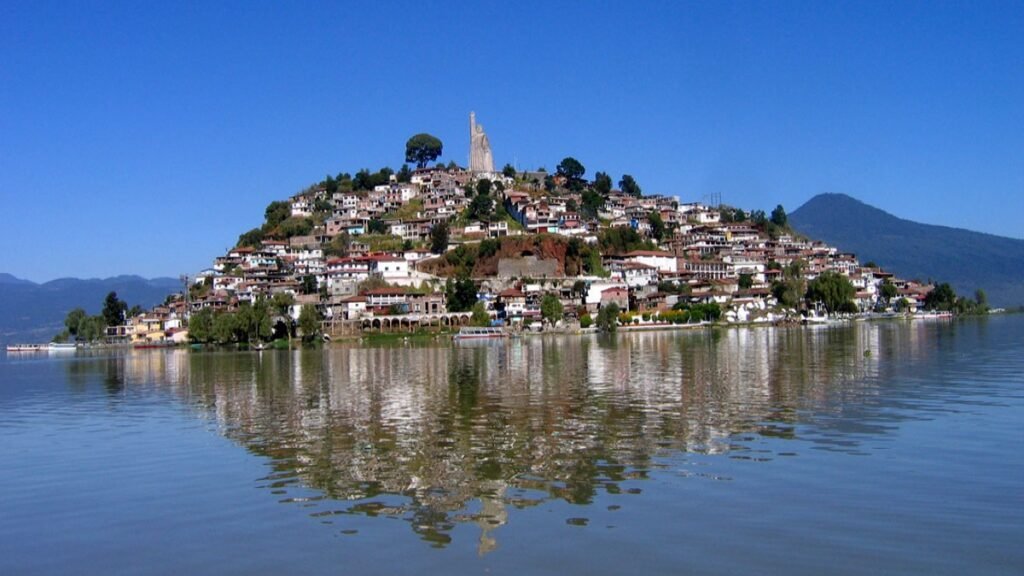 Isla de Janitzio hace algunos años antigua-isla-de-janitzio