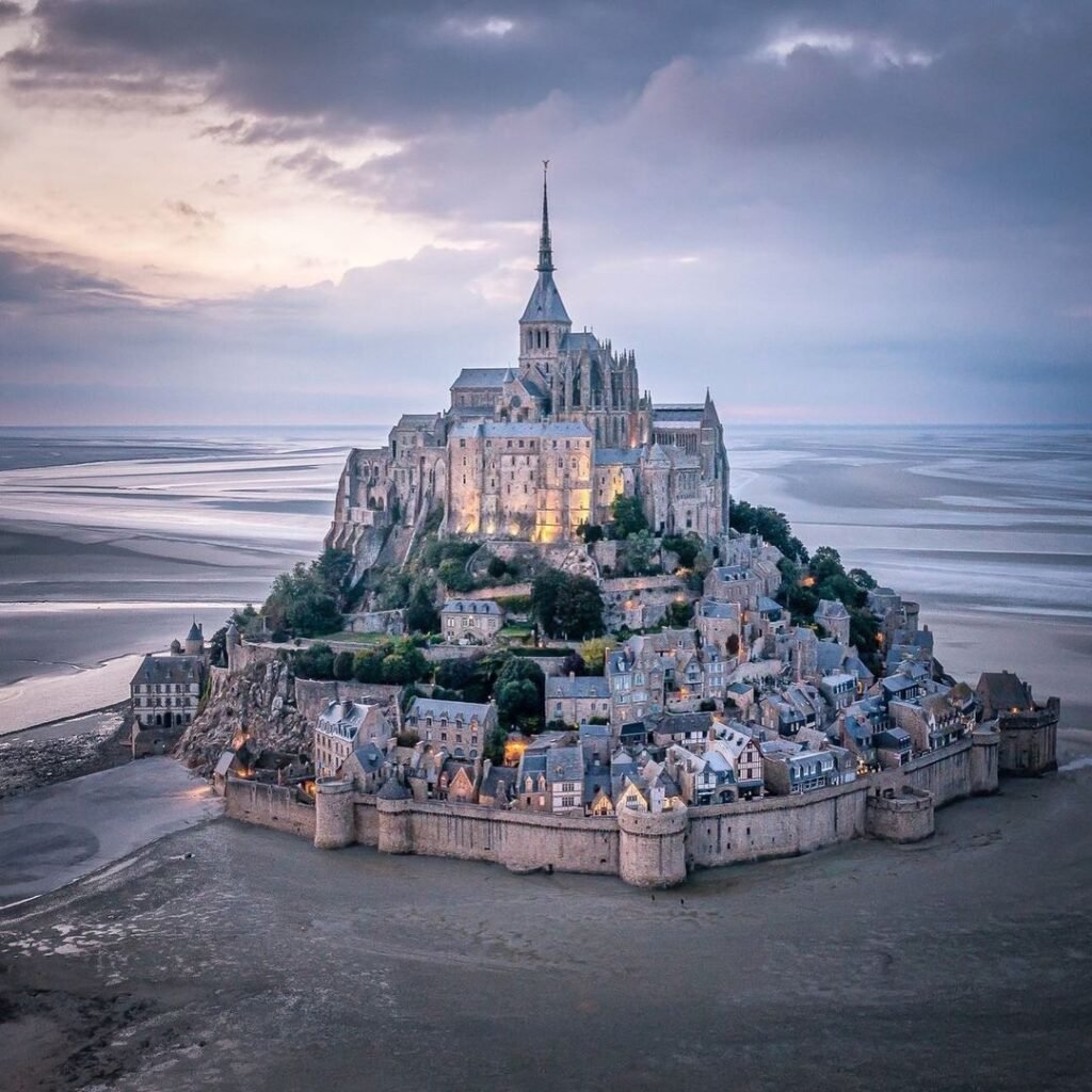 Monte Saint Michel marea baja